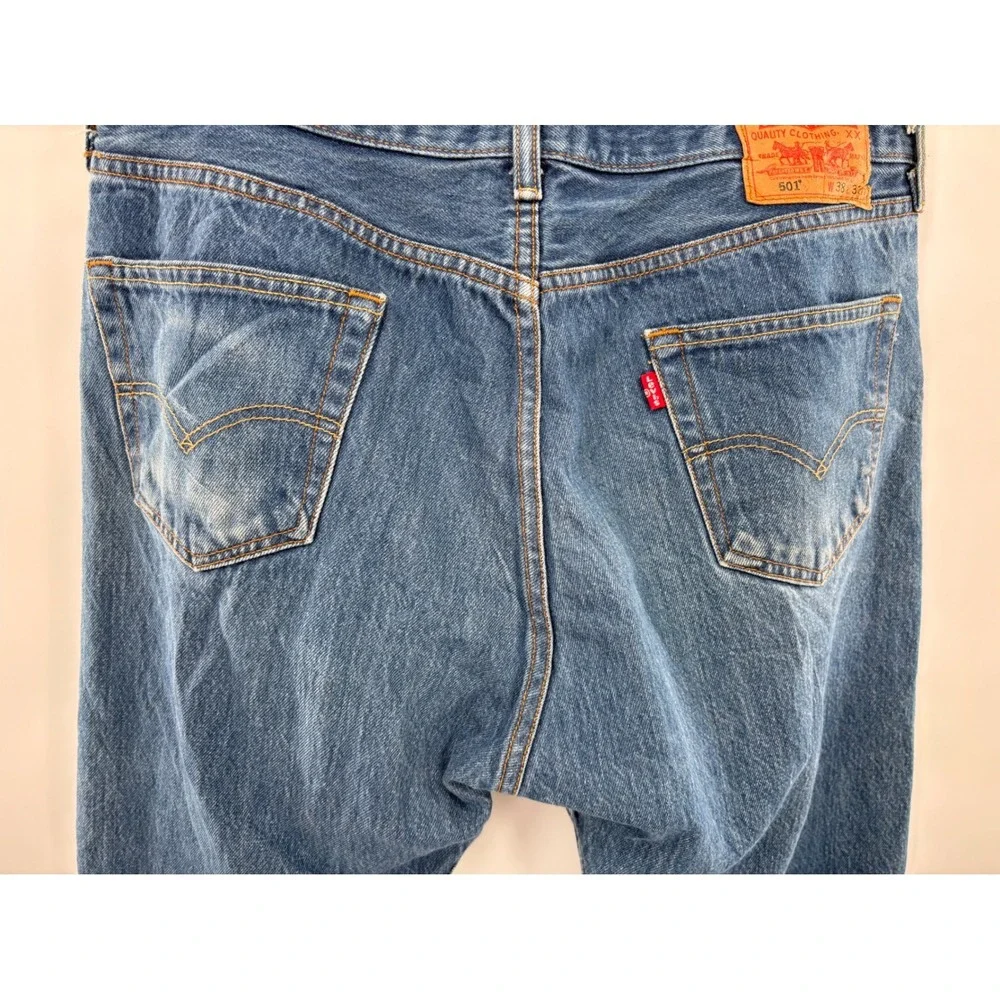 Levis 501 Men's 38x33 Y2K Era 2000's Light Distress Faded Skater / grungey Wash